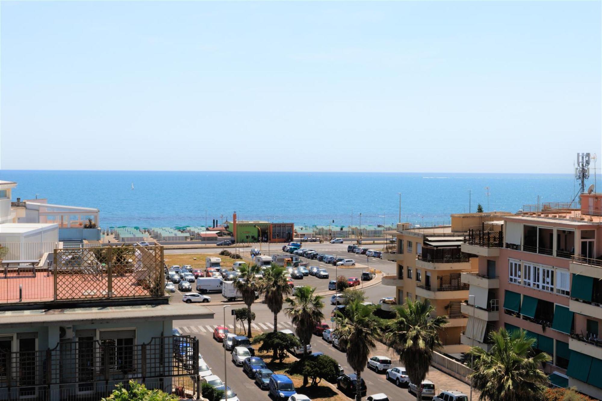 Attico Lux Daire Lido di Ostia Dış mekan fotoğraf