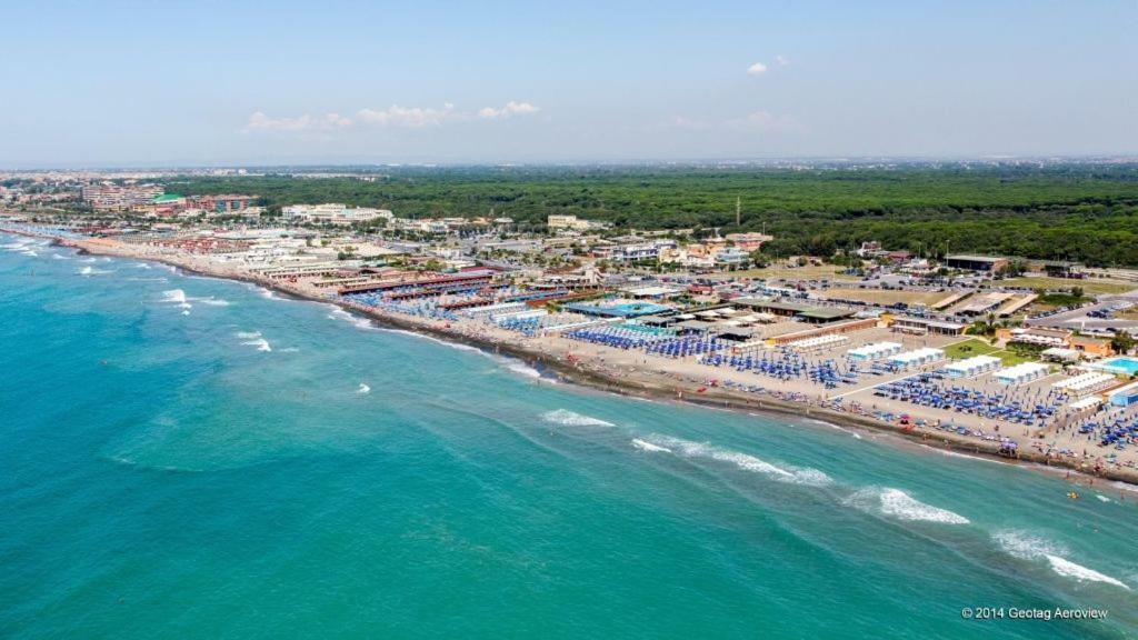 Attico Lux Daire Lido di Ostia Dış mekan fotoğraf